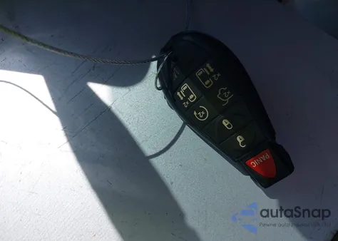 2013 Chrysler Town & Country Touring-L z USA, uszkodzony, nr VIN 2C4RC1CG6DR508823